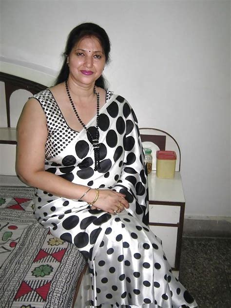 indian sexy mom nude|indian mom Search